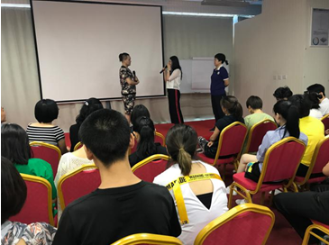 聚尚美时尚教育集团顺利举办大型《女性形象密码》免费公益课